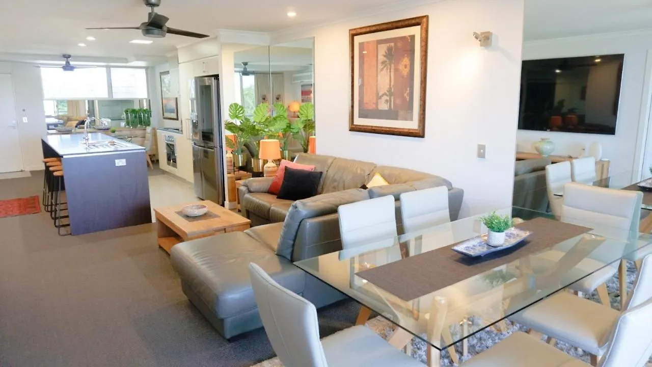 Horton Apartments Maroochydore 4*,